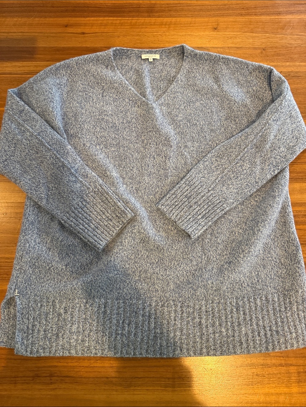 NWOT Lafayette 148 Cashmere V neck Sweater sz M